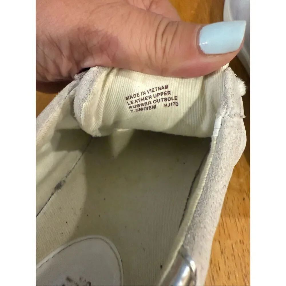 Michael Michael Kors White Leather Silver Toe Sneaker Shoes Size 7.5 - Picture 12 of 12